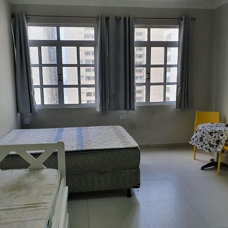 Pitangueiras Kitnetes Apartment Guarujá Exterior photo